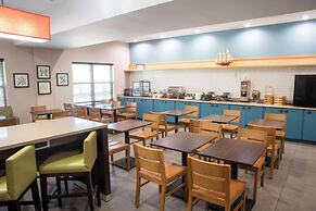 Country Inn & Suites by Radisson, Wilmington, NC