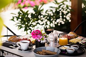 Konstantina Apartments