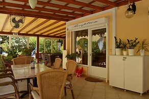 Konstantina Apartments