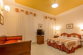 Mariano IV Palace Hotel