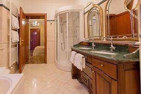 Mariano IV Palace Hotel