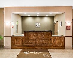 Rodeway Inn & Suites