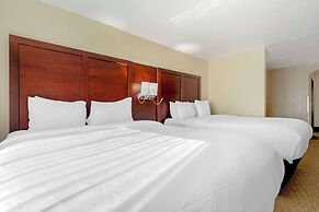Comfort Suites