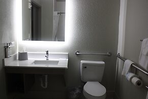 Holiday Inn Express Hotel & Suites Shamrock North by IHG