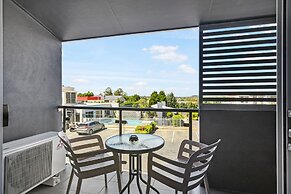 Platinum International