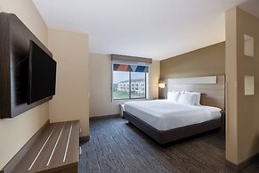 Holiday Inn Express Rochester South - Mayo Area by IHG