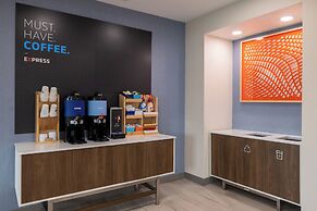 Holiday Inn Express Rochester South - Mayo Area by IHG