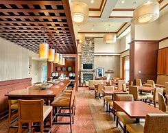 Hampton Inn & Suites Mystic