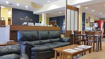 Microtel Inn & Suites by Wyndham Kearney