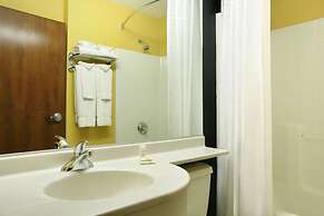 Microtel Inn & Suites by Wyndham Kearney