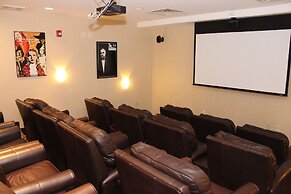 Staybridge Suites Milwaukee Airport South by IHG