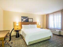 Staybridge Suites Milwaukee Airport South by IHG