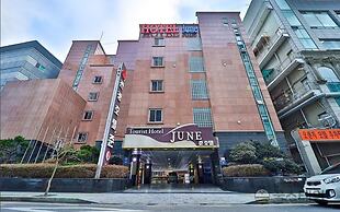 Incheon Airport Hotel June