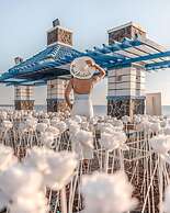 Thunderbird Resorts - Poro Point