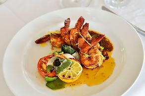 Thunderbird Resorts - Poro Point