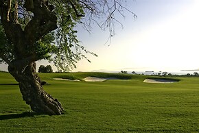 Thunderbird Resorts - Poro Point