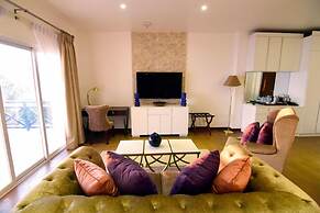 Thunderbird Resorts - Poro Point