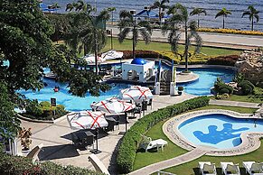Thunderbird Resorts - Poro Point