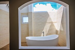 Thunderbird Resorts - Poro Point