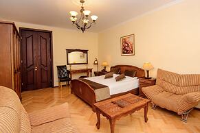 Hotel British House