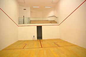 Sunshine Village Hotel