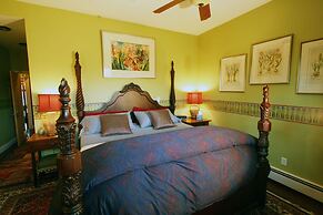 Alpenhof Bed and Breakfast