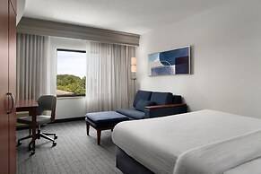 Courtyard by Marriott Richmond North
