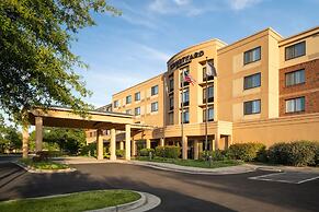 Courtyard by Marriott Richmond North