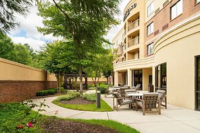 Courtyard by Marriott Richmond North