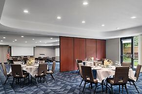 Courtyard by Marriott Richmond North