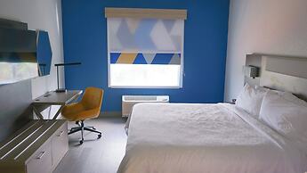 Holiday Inn Express & Suites Lakeland North - I-4 by IHG