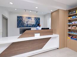 Holiday Inn Express & Suites Lakeland North - I-4 by IHG