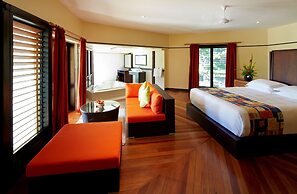 Mana Island Resort & Spa