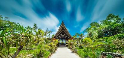 Mana Island Resort & Spa