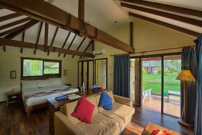 Mana Island Resort & Spa