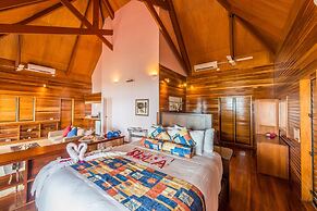 Mana Island Resort & Spa