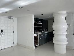 Mondrian South Beach