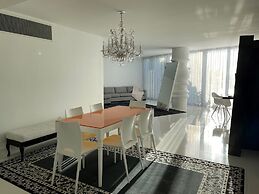 Mondrian South Beach