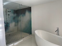 Mondrian South Beach