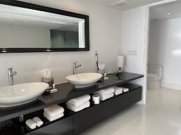 Mondrian South Beach