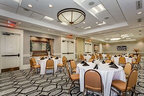 Hampton Inn & Suites Mobile- Downtown Historic District