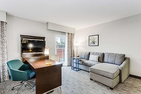 Hampton Inn & Suites Mobile- Downtown Historic District