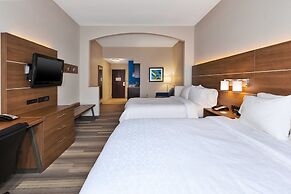 Holiday Inn Express & Suites Warminster - Horsham by IHG