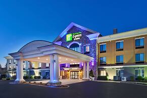 Holiday Inn Express & Suites Warminster - Horsham by IHG
