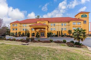 La Quinta Inn & Suites by Wyndham Fultondale Birmingham N