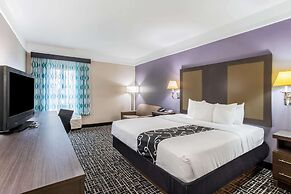 La Quinta Inn & Suites by Wyndham Fultondale Birmingham N