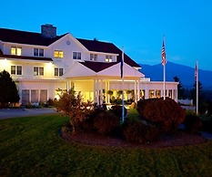 The White Mountain Hotel & Resort