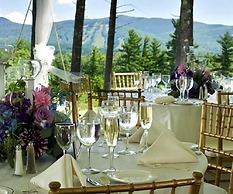 The White Mountain Hotel & Resort