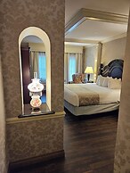 Fulton Steamboat Inn