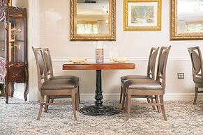 Fulton Steamboat Inn